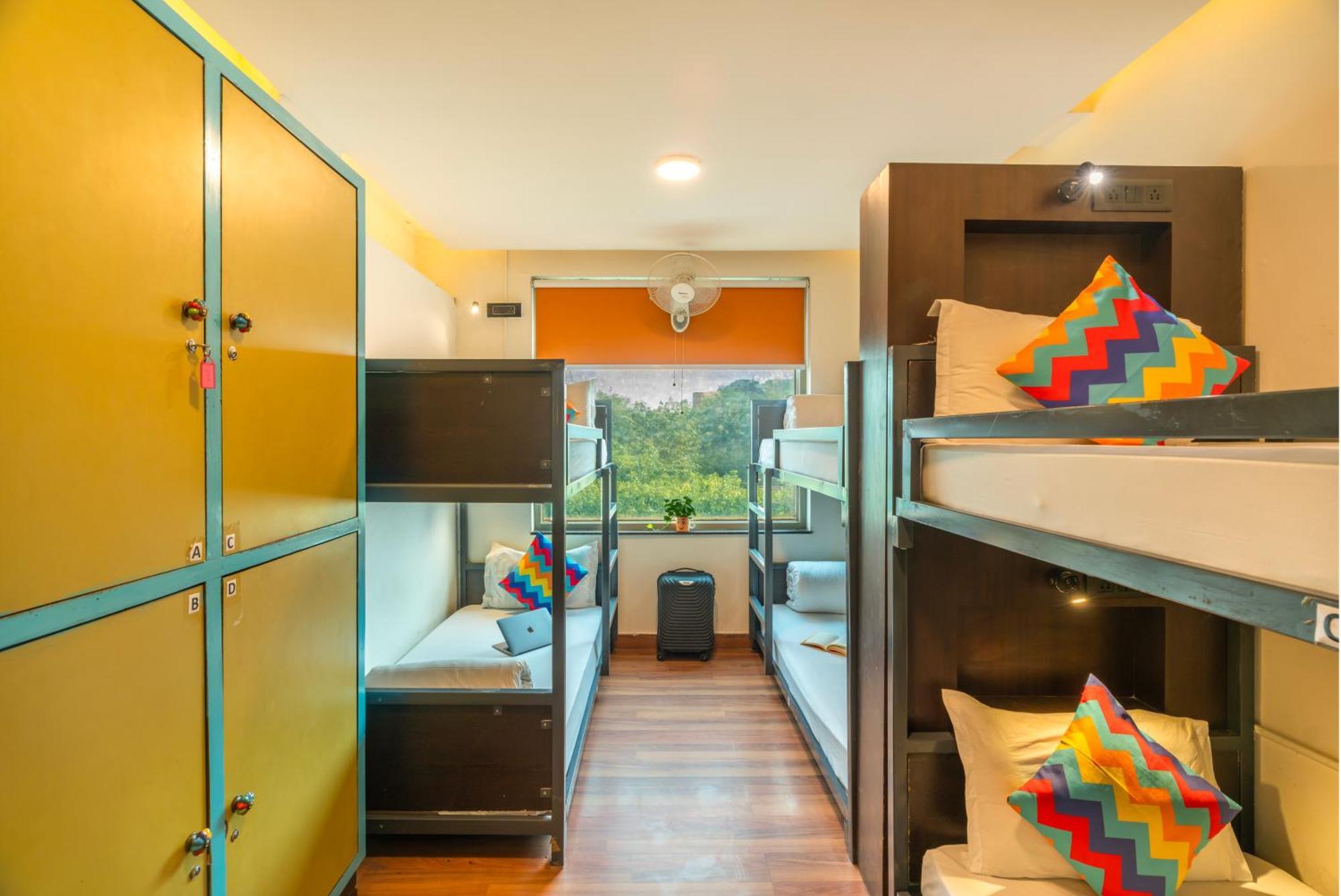 Gostops Delhi Hostel *
